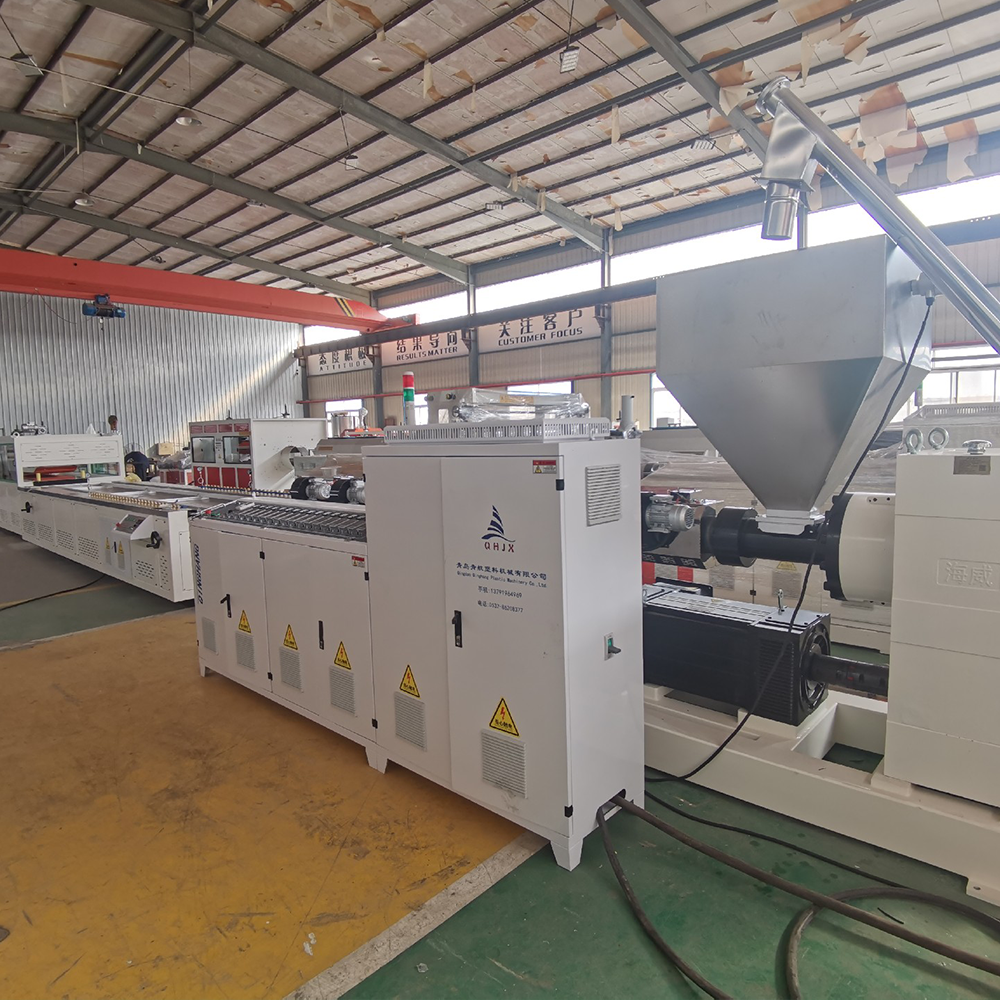 PP.PE型材生產(chǎn)線(xiàn)設備